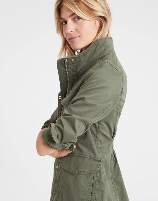 High collar quilted jacket