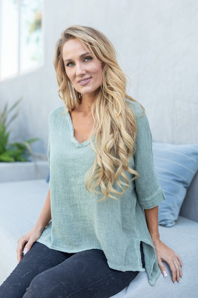 Italian Linen V Neck Top Long Back Raw Moda