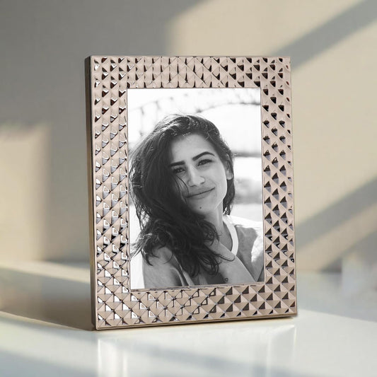 Photo Frame With Diamond Cuts Design Border