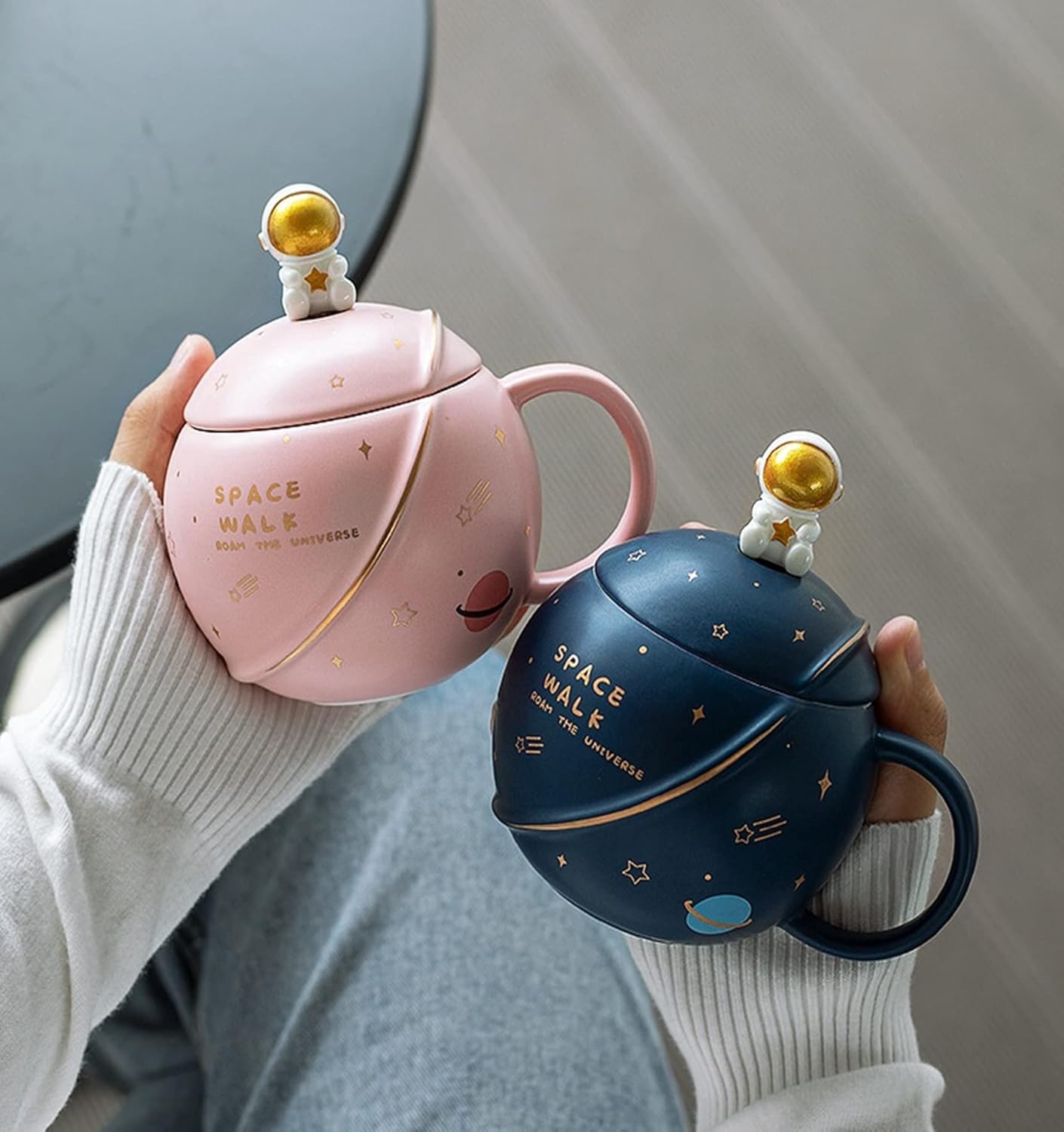NYRWANA Coffee Mug with 3D Creative Space, Lid & Spoon
